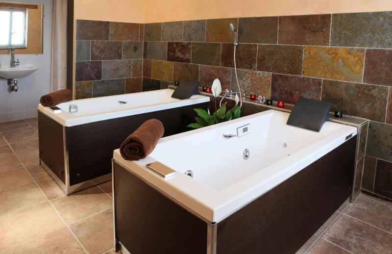 Domaine Saint-Roch Hotel Spa Salzuit Eksteriør billede